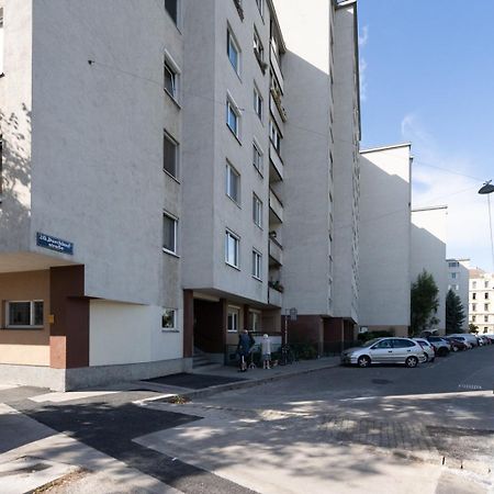 Two Bedrooms - 85 Squaremeters - 4 Min To U6 Dresdner Str Vienna Exterior photo