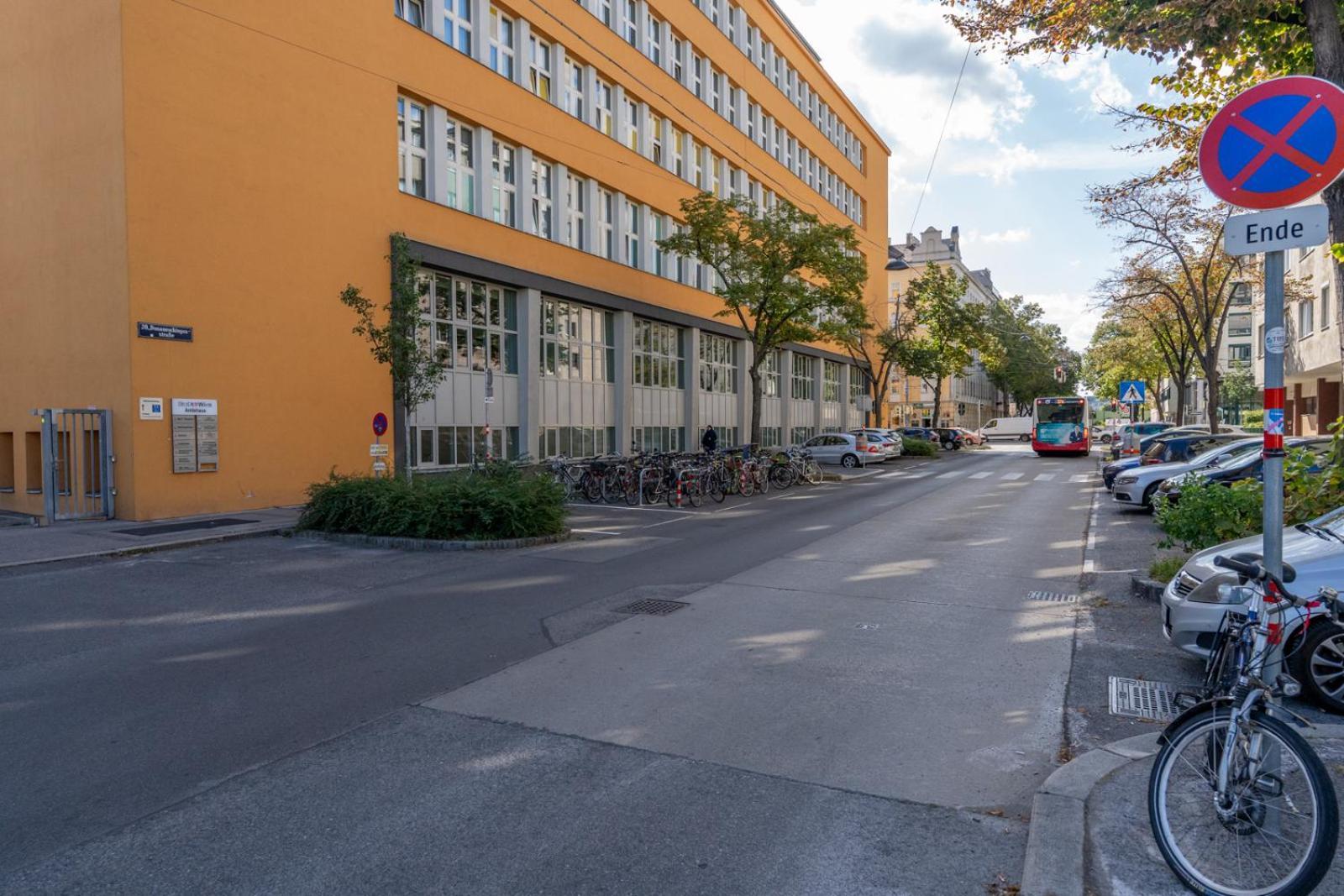 Two Bedrooms - 85 Squaremeters - 4 Min To U6 Dresdner Str Vienna Exterior photo