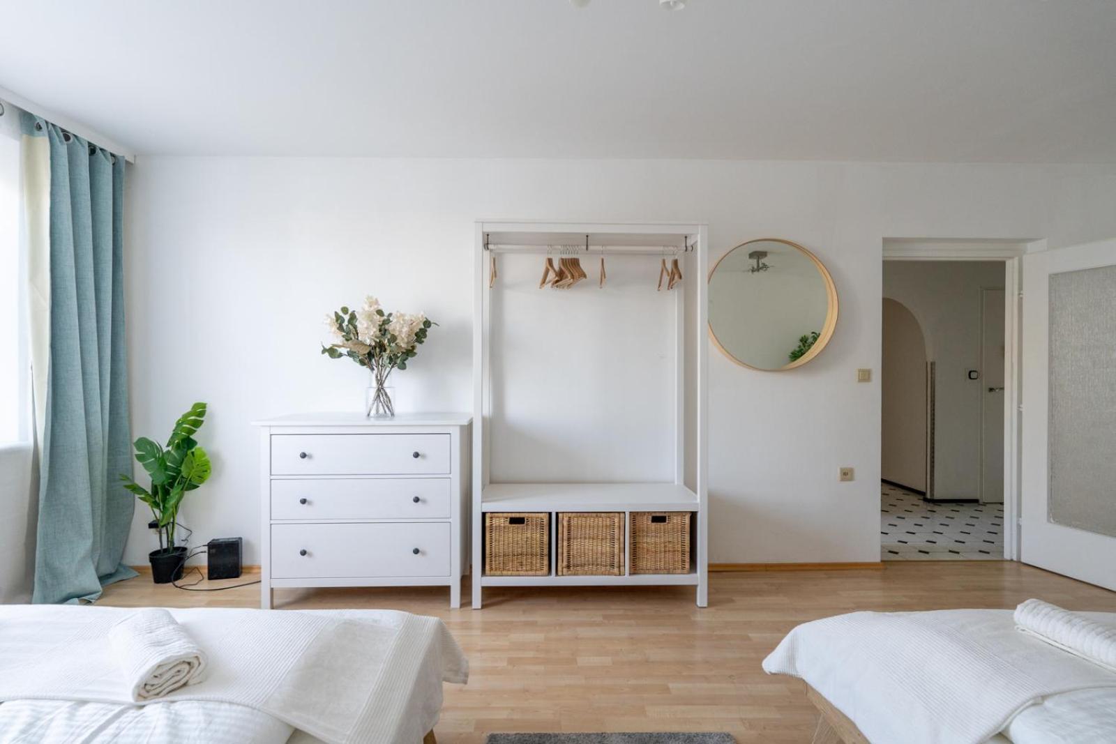 Two Bedrooms - 85 Squaremeters - 4 Min To U6 Dresdner Str Vienna Exterior photo