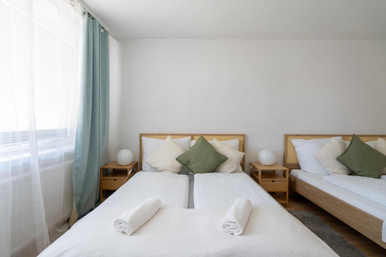 Two Bedrooms - 85 Squaremeters - 4 Min To U6 Dresdner Str Vienna Exterior photo