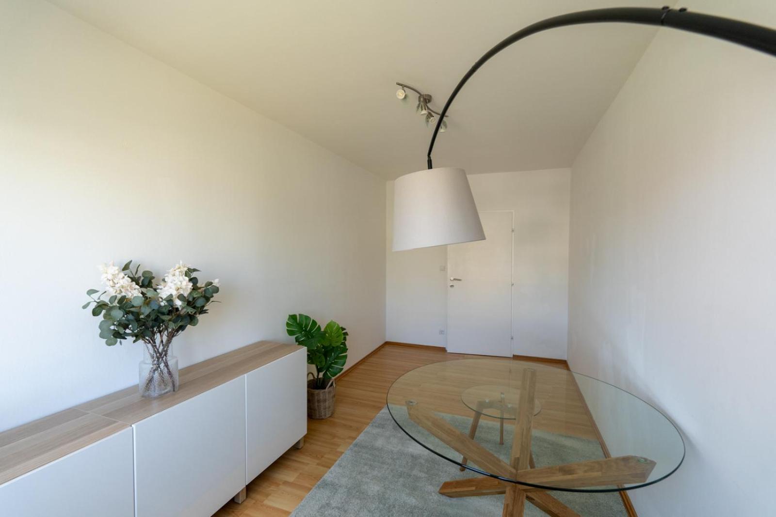 Two Bedrooms - 85 Squaremeters - 4 Min To U6 Dresdner Str Vienna Exterior photo
